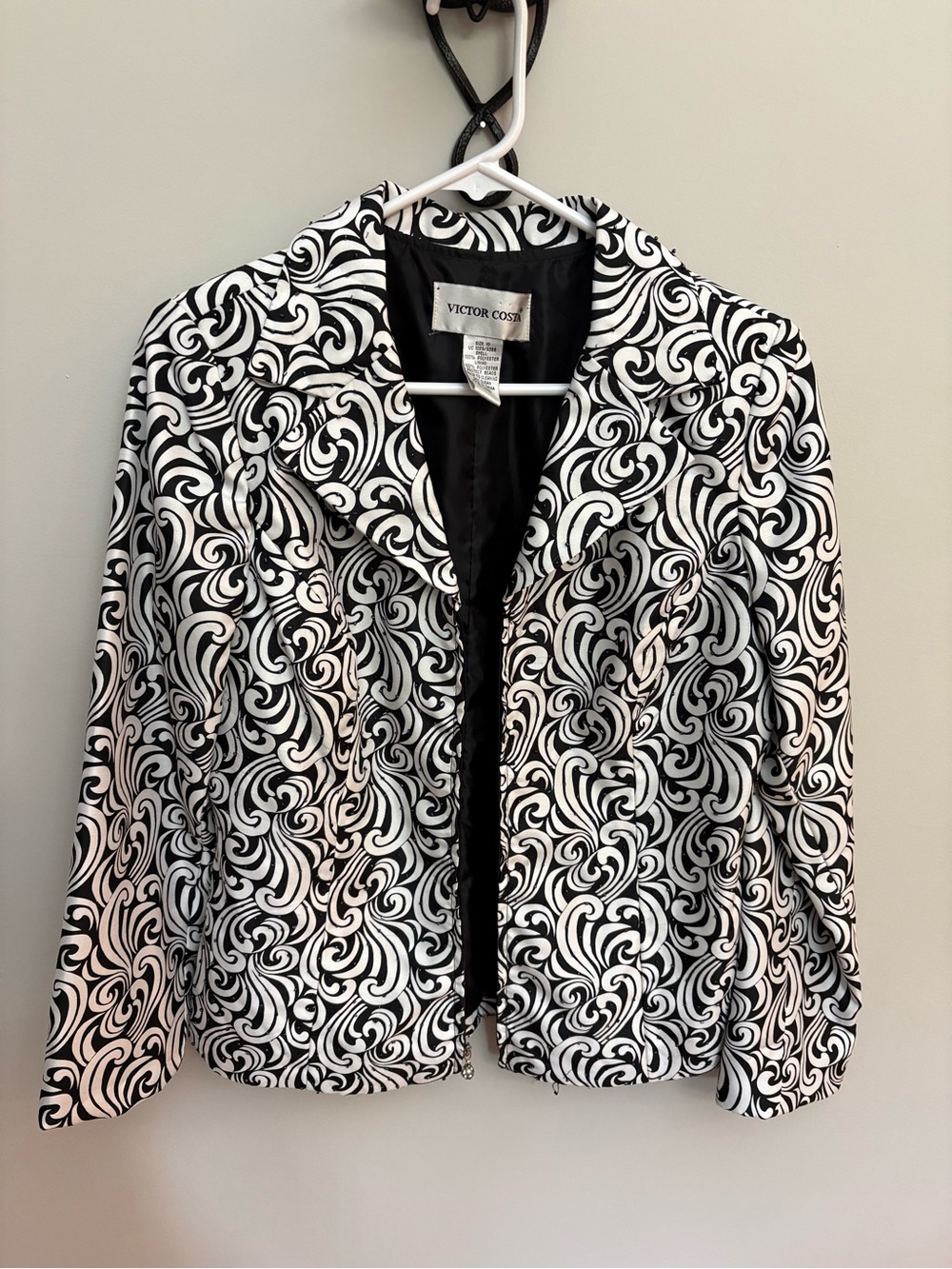 Victor Costa Beaded Scroll Print Black & White Blazer Jacket Size 10 VTG